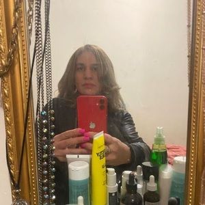 Meet your Posher, Zuany